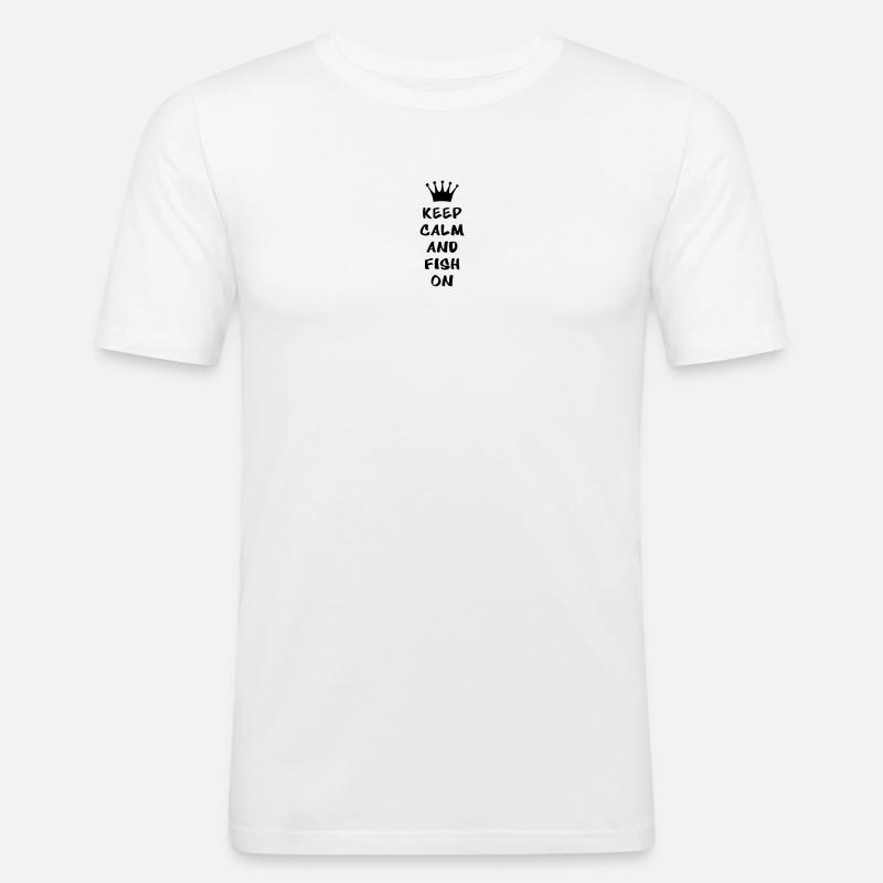 Keep calm and fish on - Männer Slim Fit T-Shirt - Weiß