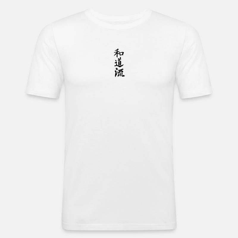 Wado Ryu Karate Japanisch geschrieben - Männer Slim Fit T-Shirt - Weiß
