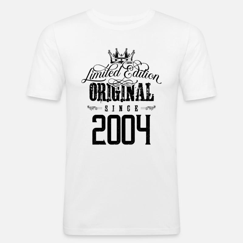 2004 limited edition - Männer Slim Fit T-Shirt - Weiß