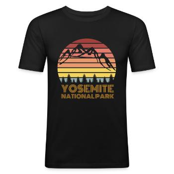 Parc national de Yosemite - T-shirt près du corps Homme - noir - Devant - Nik (191cm)