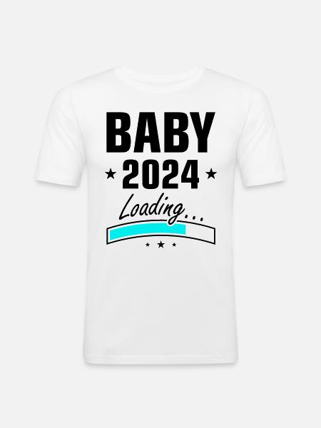 Baby 2024 Loading - Männer Slim Fit T-Shirt - Weiß