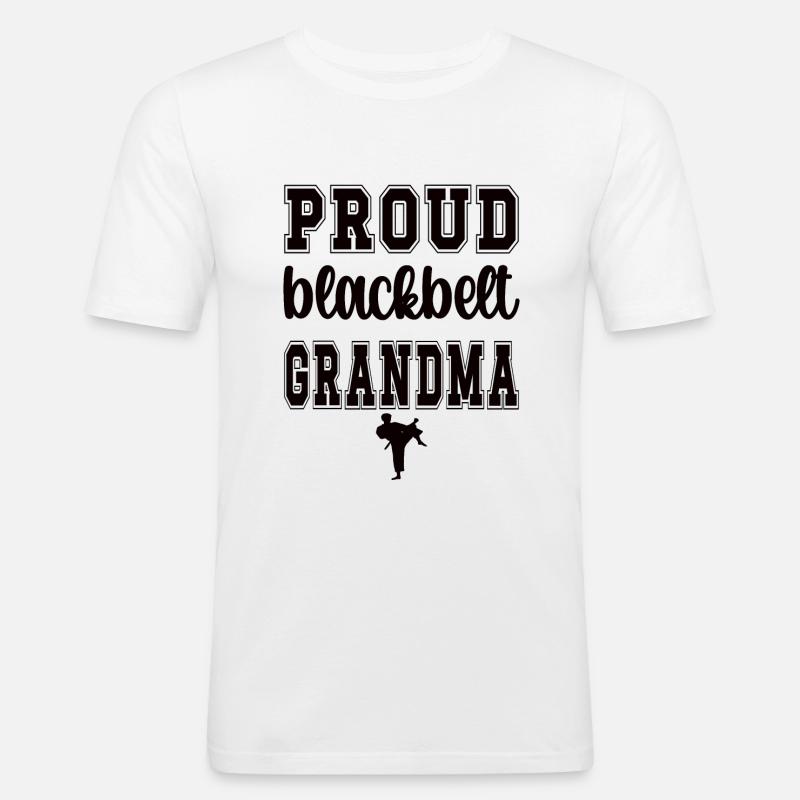 Schwarzer Gürtel Karate-Oma Karate Großmutter - Männer Slim Fit T-Shirt - Weiß