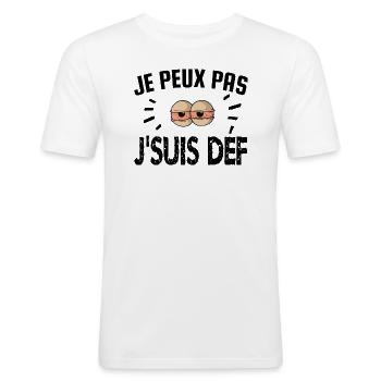 je peux pas je suis déf - T-shirt près du corps Homme - blanc - Devant - Nik (191cm)