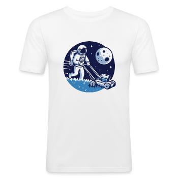 lustiger astronaut mäht den rasen, mond, weltall - Männer Slim Fit T-Shirt - Weiß - Vorne - Nik (191cm)