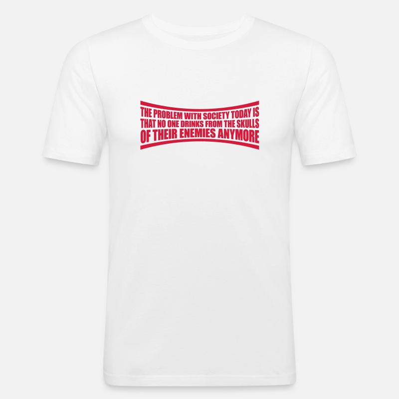 drinks from enemies skulls - Männer Slim Fit T-Shirt - Weiß