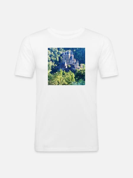 Forest castle in the countryside - Men's Slim Fit T-Shirt - white