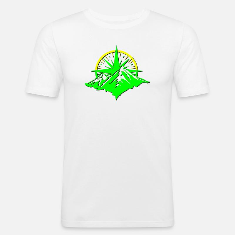 Compass With Mountain Silhouette - Männer Slim Fit T-Shirt - Weiß