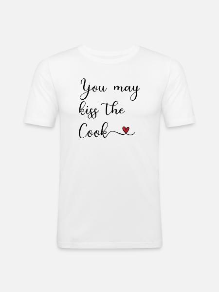 Kiss the Cook - Männer Slim Fit T-Shirt - Weiß