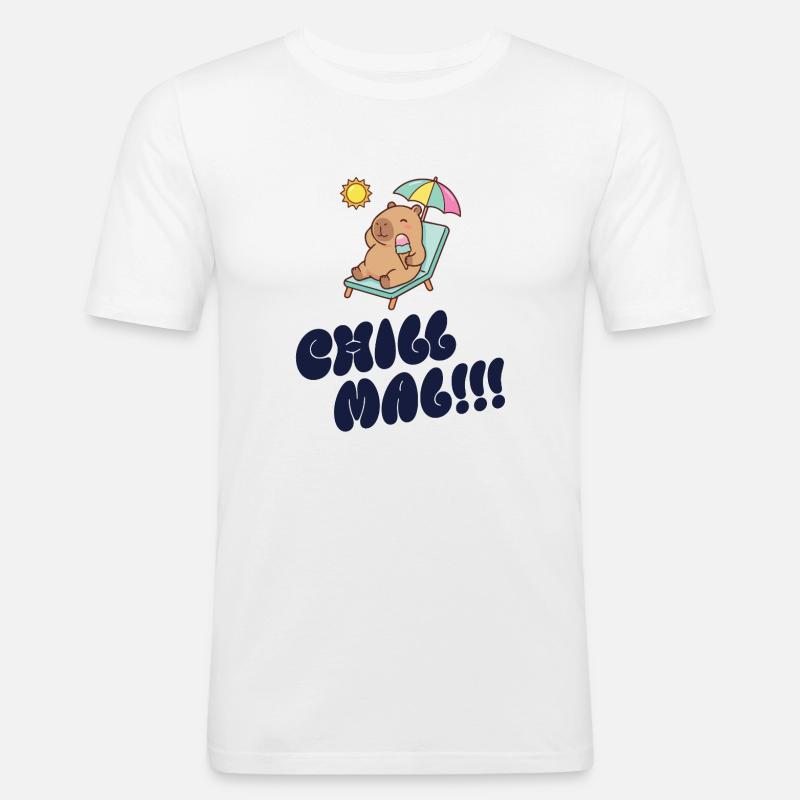Sonnenbär am Strand mit Eis - Männer Slim Fit T-Shirt - Weiß