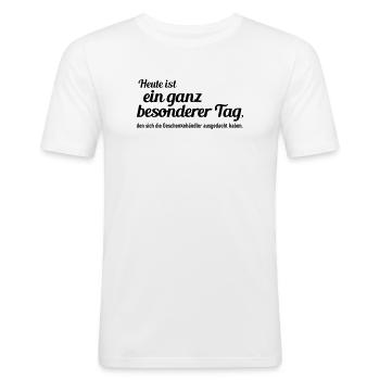 besonderer Tag - Männer Slim Fit T-Shirt - Weiß - Vorne - Nik (191cm)