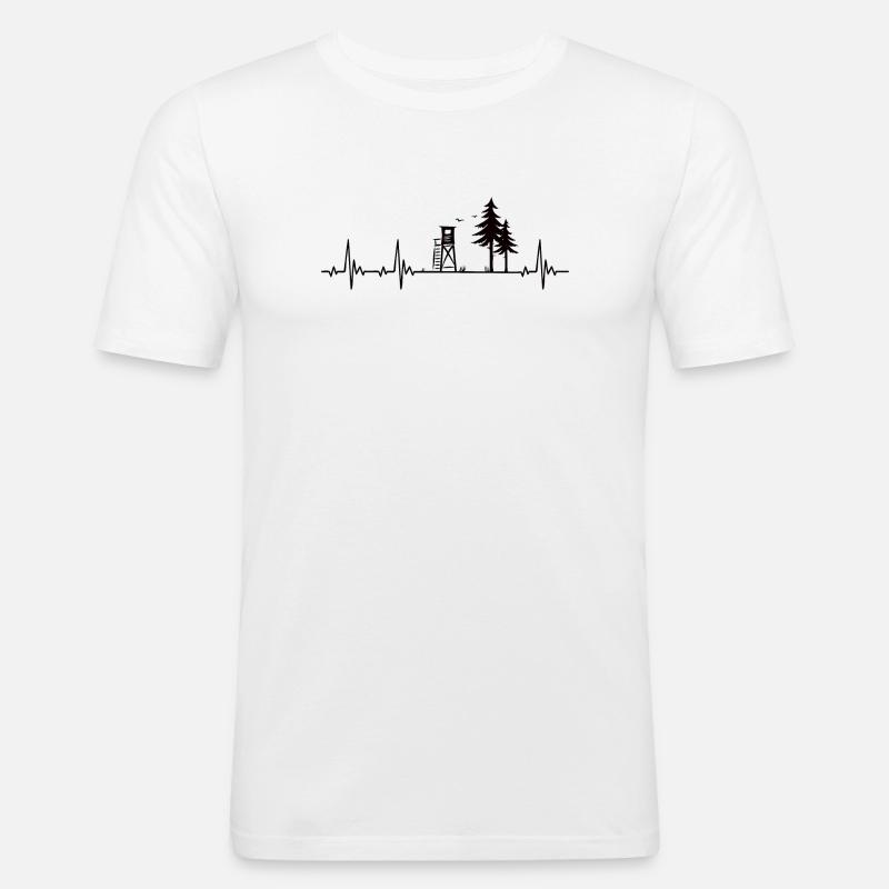 Jäger Herzschlag mit Hochsitz im Wald - Männer Slim Fit T-Shirt - Weiß
