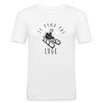 Je peux pas, j'ai Luge - T-shirt près du corps Homme - blanc - Devant - Nik (191cm)