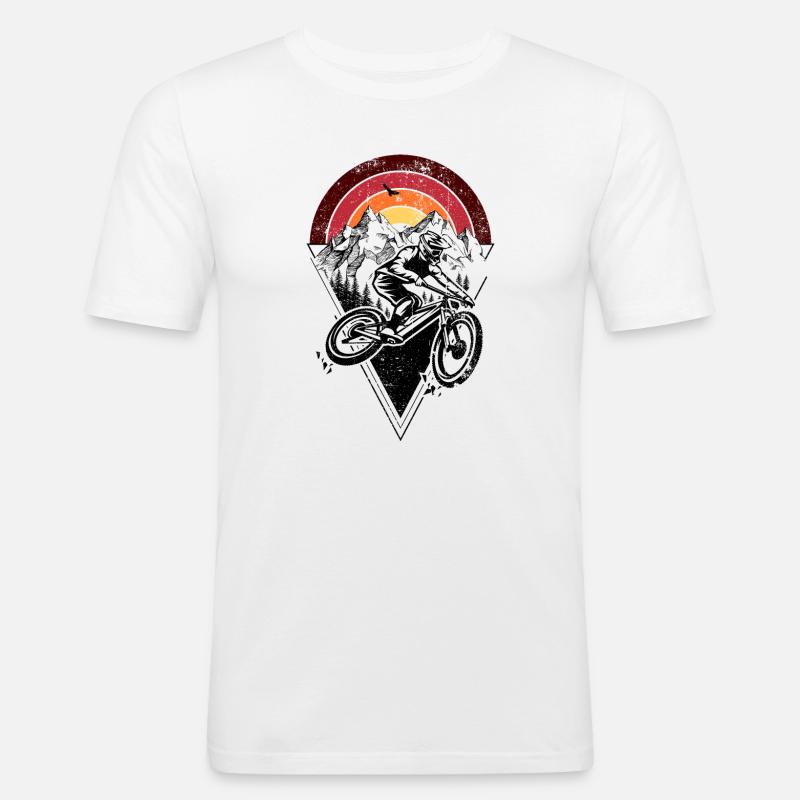 Sunset Ridge Silhouette Bogen - Männer Slim Fit T-Shirt - Weiß