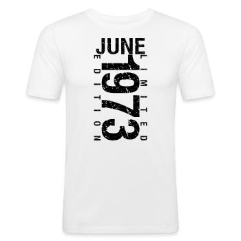 Geburtstag Juni 1973 Juni geboren im Juni 1973 - Männer Slim Fit T-Shirt - Weiß - Vorne - Nik (191cm)
