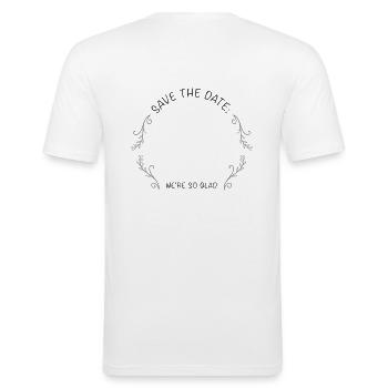 SAVE THE DATE | Merke das Datum vor. - Männer Slim Fit T-Shirt - Weiß - Hinten - Nik (191cm)