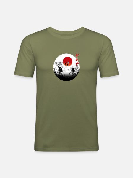 Kraanvogeldans, parade in het land van de rijzende zon - Mannen slim fit T-shirt - kakigroen