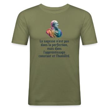 T-shirts Stoïcisme : L'inspiration à portée de soi - T-shirt près du corps Homme - vert kaki - Devant - Jaron (178cm)