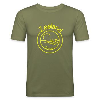 zeeland shorts und flipflops - Männer Slim Fit T-Shirt - Khaki Grün - Vorne - Jaron (178cm)