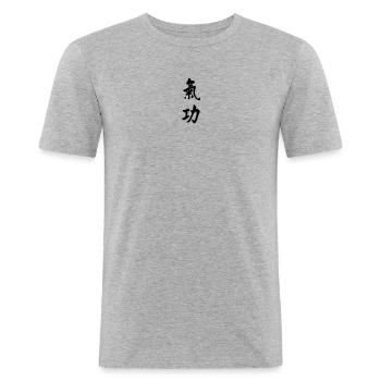 QI gong écriture verticale - T-shirt près du corps Homme - gris chiné - Devant - Nik (191cm)