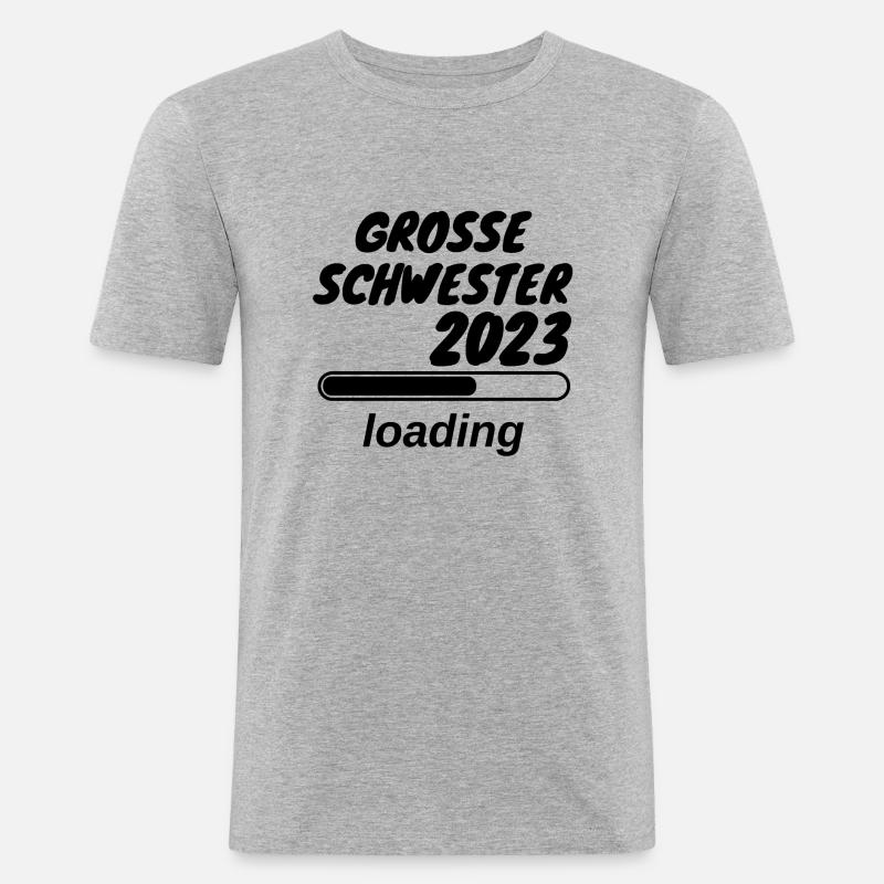 Große Schwester 2023 loading - Männer Slim Fit T-Shirt - Grau meliert