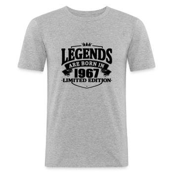 Legenden sind 1967 geboren - Männer Slim Fit T-Shirt - Grau meliert - Vorne - Nik (191cm)