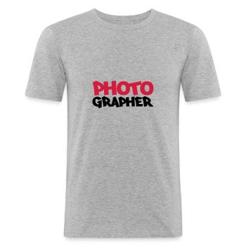 Photographer - Männer Slim Fit T-Shirt - Grau meliert - Vorne - Nik (191cm)