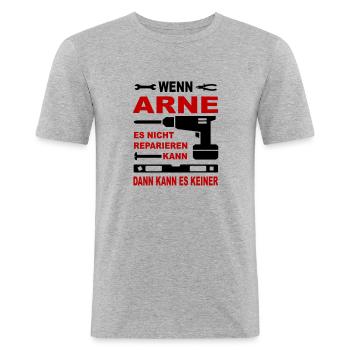Name Geschenk Namenstag ARNE - Männer Slim Fit T-Shirt - Grau meliert - Vorne - Nik (191cm)