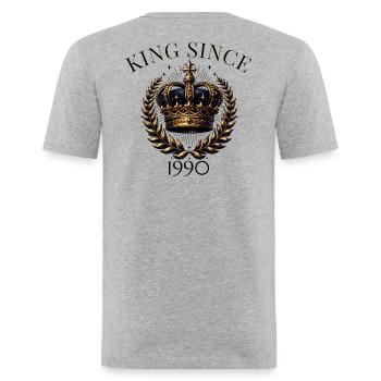 King Since 1990 – Crown Birthday Men's Design - Men's Slim Fit T-Shirt - heather grey - Back - Nik (191cm)