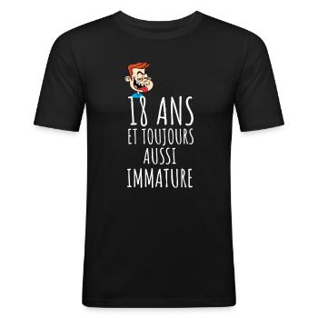 18 ans immature cadeau anniversaire 18 ans humour - T-shirt près du corps Homme - noir - Devant - Nik (191cm)