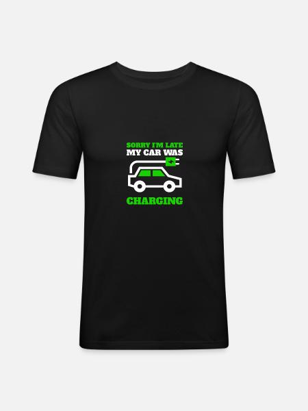 Beklager at jeg er sen. Bilen min ladet. E-bil - Slim Fit T-skjorte for menn - svart