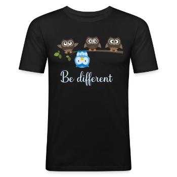 Be Different Eule - Männer Slim Fit T-Shirt - Schwarz - Vorne - Nik (191cm)