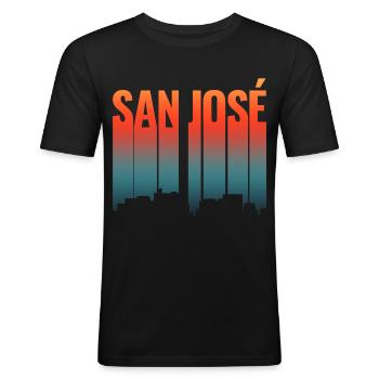 San José Skyline Farbverlauf - Männer Slim Fit T-Shirt - Schwarz - Vorne - Nik (191cm)