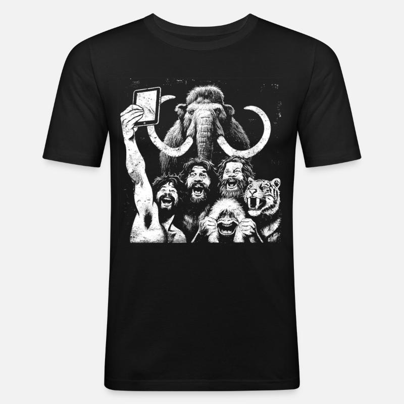 Savage Lion Pride Digitale Kunst - Männer Slim Fit T-Shirt - Schwarz