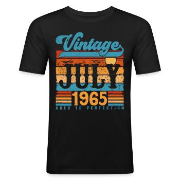 Juli 1965, Juli 1965 Geburtstagsgeschenk. - Männer Slim Fit T-Shirt - Schwarz - Vorne - Nik (191cm)