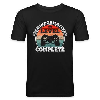 Fachinformatiker Systemintegration Ausbildung - Männer Slim Fit T-Shirt - Schwarz - Vorne - Nik (191cm)