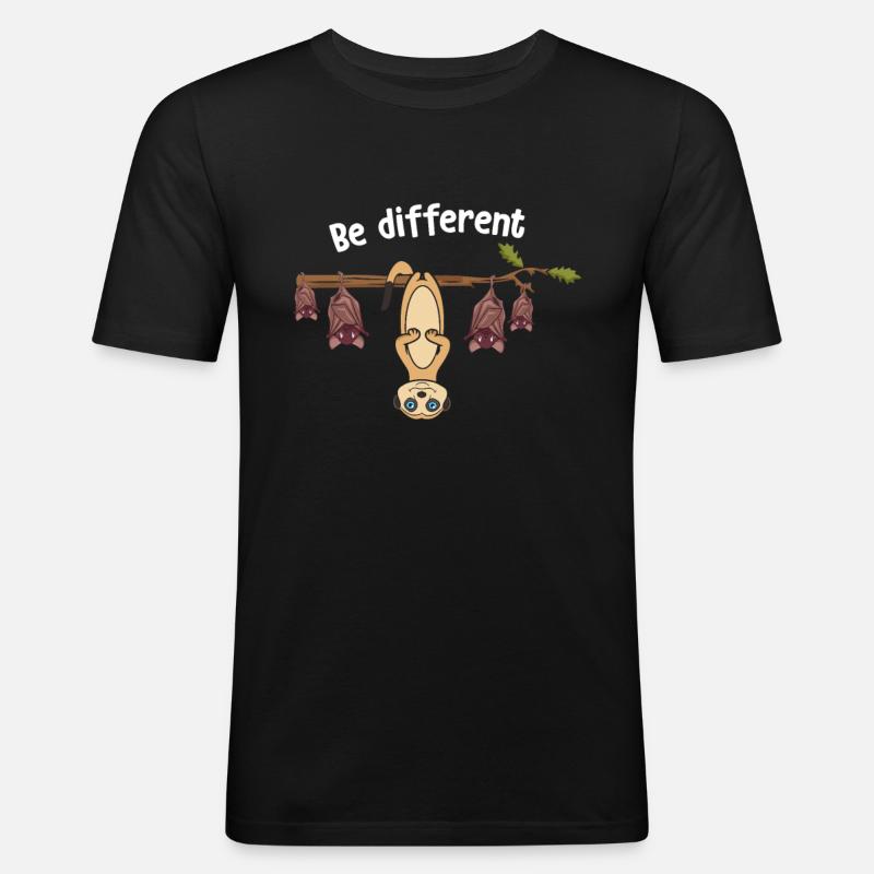 Be Different Erdmännchen Fledermaus - Männer Slim Fit T-Shirt - Schwarz