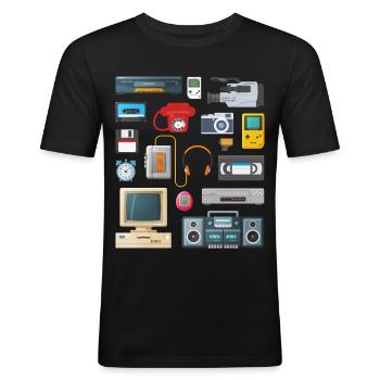 Appareils Retro 90 - T-shirt près du corps Homme - noir - Devant - Nik (191cm)
