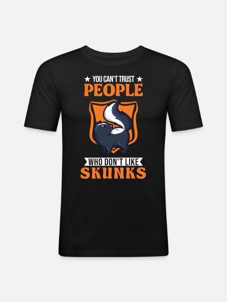 Skunk lover - Men's Slim Fit T-Shirt - black