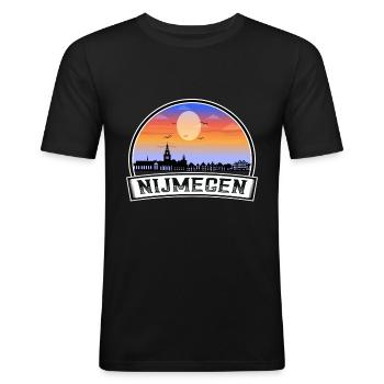 Nijmegen Niederlande Skyline Vintage Sunset Travel - Männer Slim Fit T-Shirt - Schwarz - Vorne - Nik (191cm)
