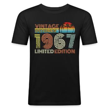 Vintage Oktober 1967 Geboren - Männer Slim Fit T-Shirt - Schwarz - Vorne - Nik (191cm)