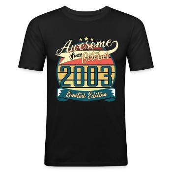 Geschenkidee Oktober 2003 Retro - Männer Slim Fit T-Shirt - Schwarz - Vorne - Nik (191cm)