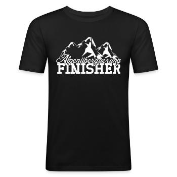 Alpenüberquerung E5 Finisher Alpen - Männer Slim Fit T-Shirt - Schwarz - Vorne - Nik (191cm)