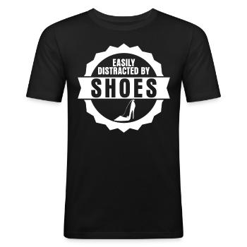 Shopping Schuhe High Heels Einkaufen - Männer Slim Fit T-Shirt - Schwarz - Vorne - Nik (191cm)