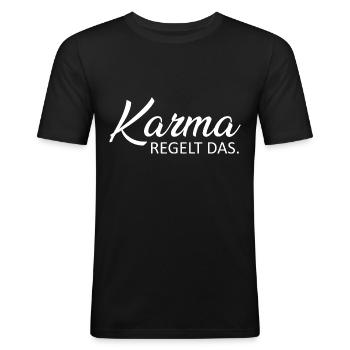 Karma regelt das - Männer Slim Fit T-Shirt - Schwarz - Vorne - Nik (191cm)