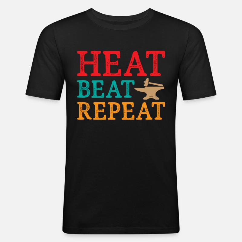 Blacksmith Heat Beat Repeat - Männer Slim Fit T-Shirt - Schwarz