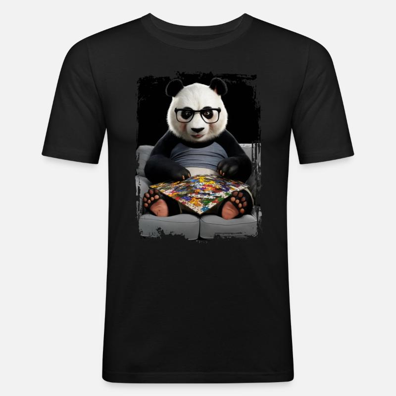 Panda spielt Puzzle Geschenk - Männer Slim Fit T-Shirt - Schwarz