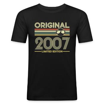 2007 - Männer Slim Fit T-Shirt - Schwarz - Vorne - Nik (191cm)