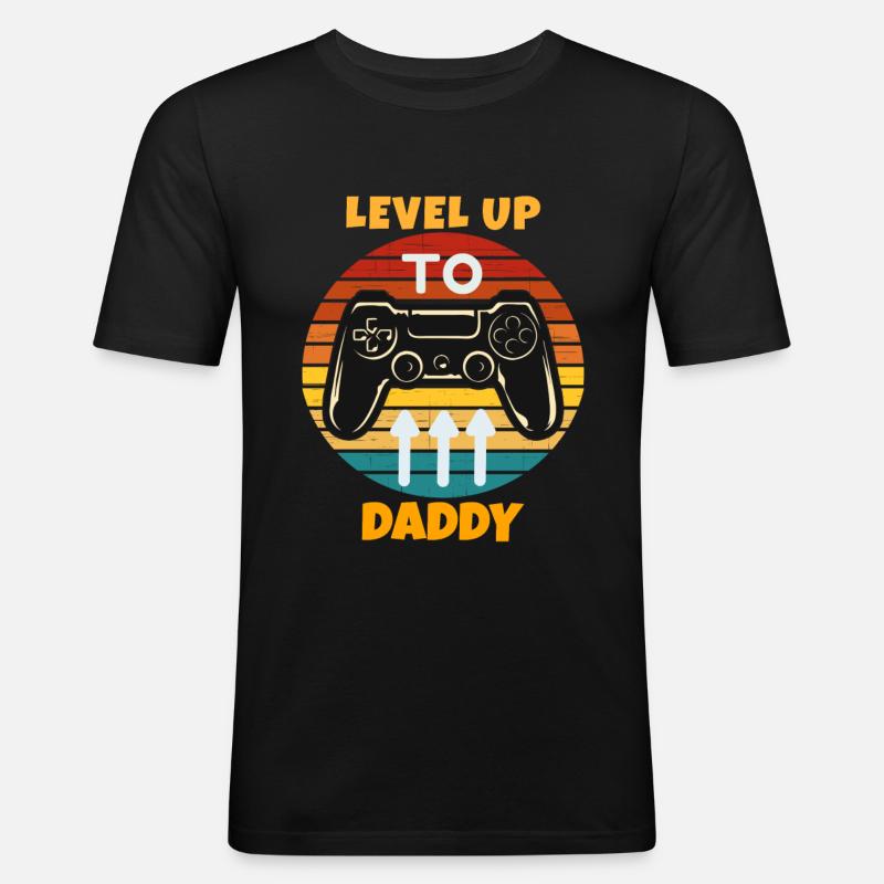 Leveled Up To Daddy - Männer Slim Fit T-Shirt - Schwarz