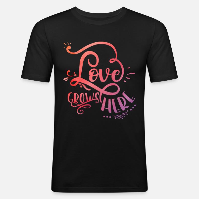 Love grows here - Männer Slim Fit T-Shirt - Schwarz