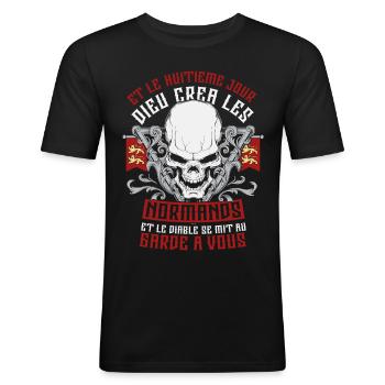 Normands 8eme Jour - T-shirt près du corps Homme - noir - Devant - Nik (191cm)